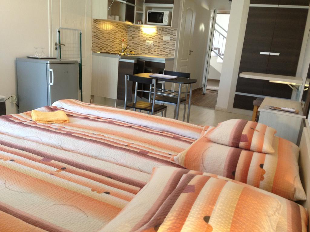 Lovagvar Apartments Gyula Kamer foto
