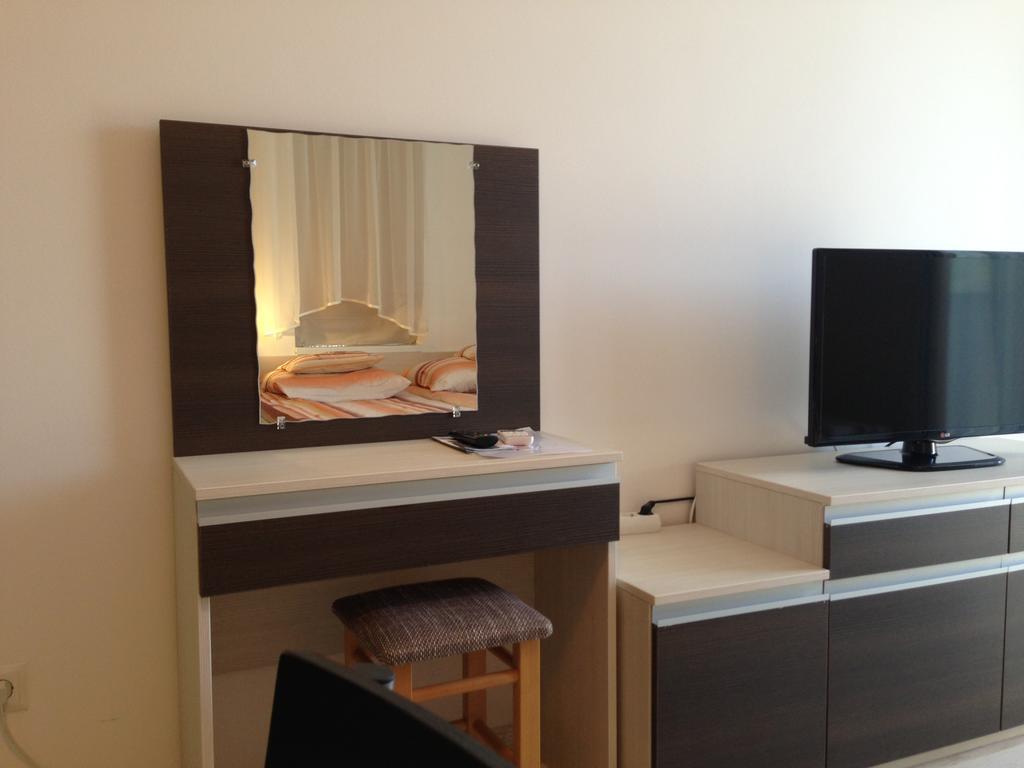 Lovagvar Apartments Gyula Kamer foto