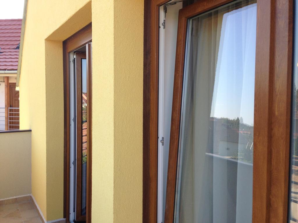 Lovagvar Apartments Gyula Buitenkant foto
